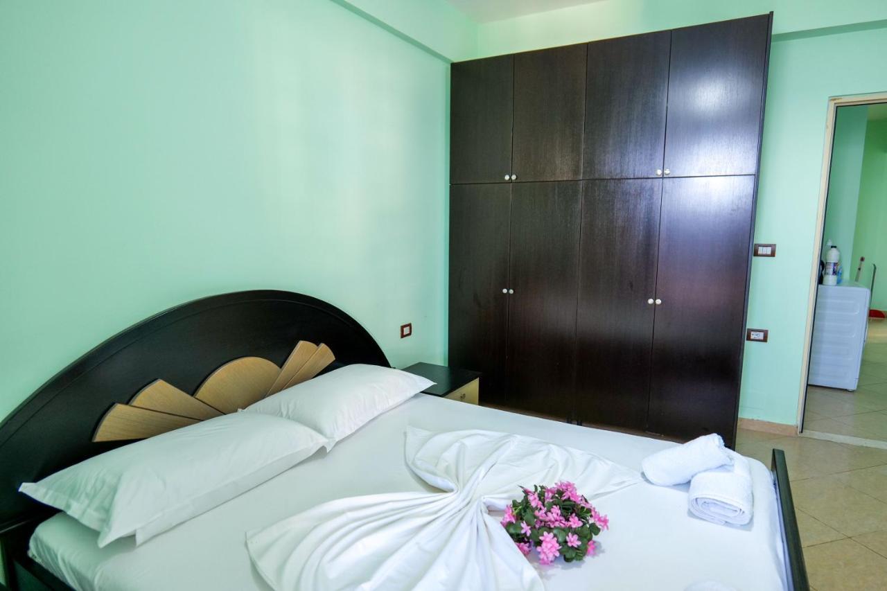 Rei Apartments Sarandë Eksteriør bilde