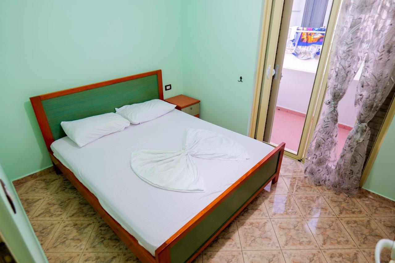 Rei Apartments Sarandë Eksteriør bilde