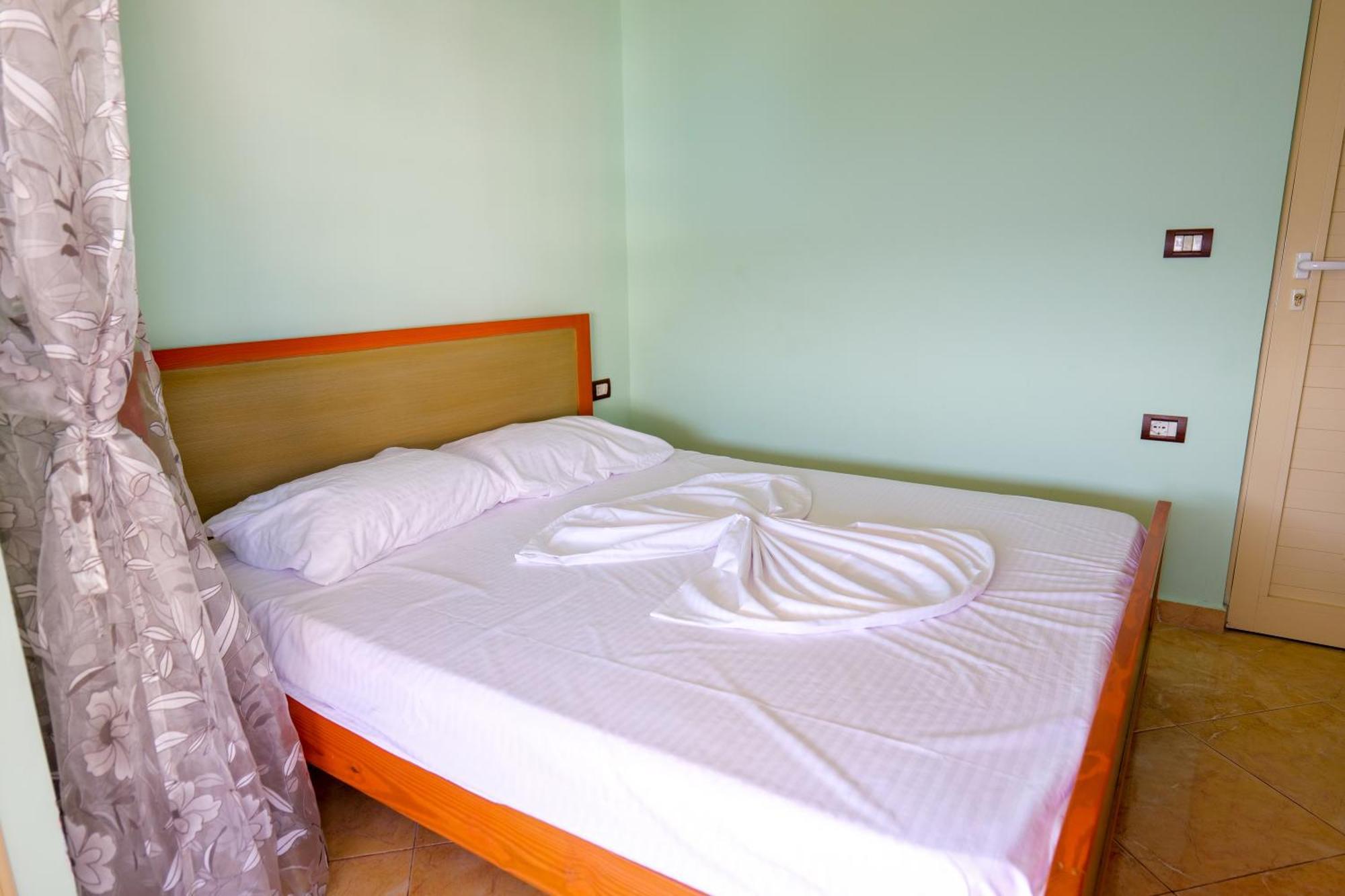 Rei Apartments Sarandë Rom bilde